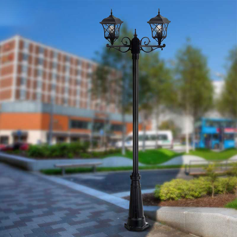 پارکی دو شعله پاسارگاد پایه زاگرس شفق