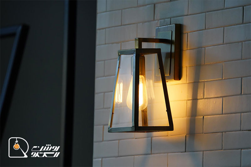 راهنمای جامع انتخاب چراغ دیواری مناسب برای فضای باز